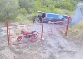Orman yangını çıkaran 5 defineci tutuklandı