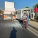 İşçi servisi TIR’a çarptı