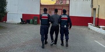 10 yıl 11 ay hapisle aranıyordu İncirliova’da yakalandı