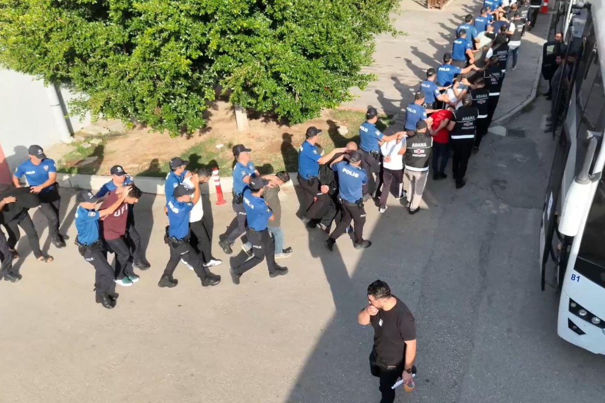 Adana merkezli 11 ilde “Yıkamacılar” silahlı suç örgütüne yönelik operasyon
