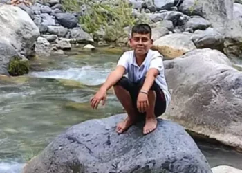 12 yaşındaki çocuğu av tüfeğiyle öldürüp, ardından kendini vurdu