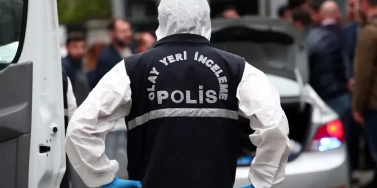 16 yaşındaki Hiranur, otomobilde vurulmuş halde bulundu
