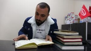 Esrarengiz hayırsever veresiye defteri kapattı