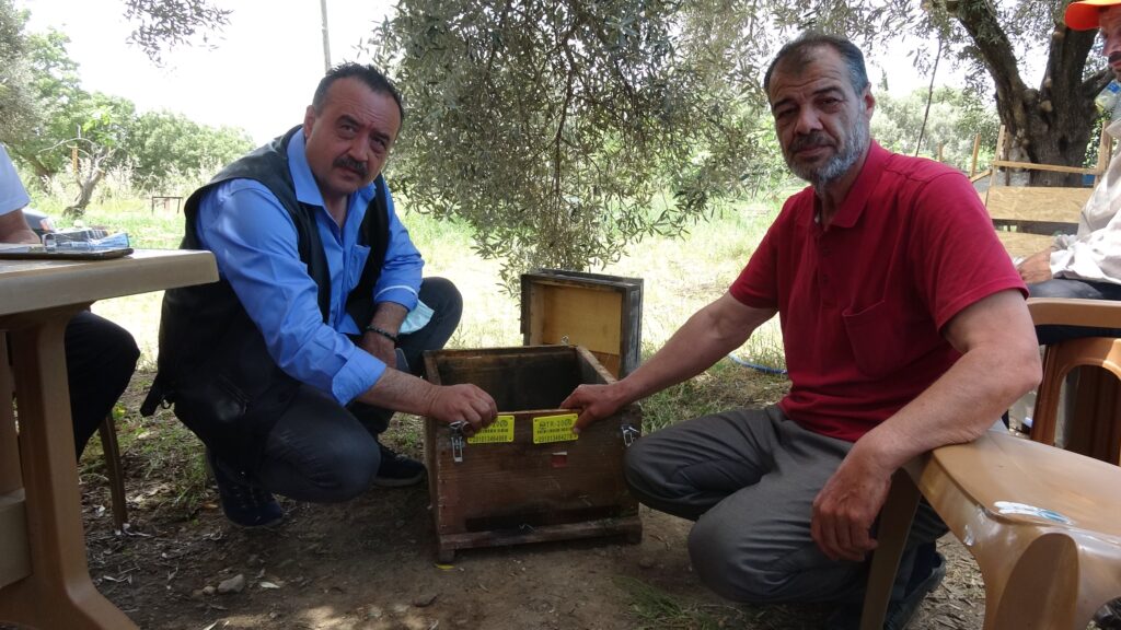 Arılı kovanların plakalama işi Tarım ve Orman Müdürlüklerine geçti