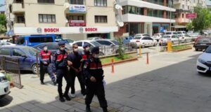 33 yıl cezası vardı, jandarma kontrol noktasında yakalandı