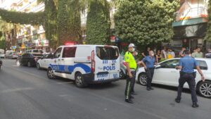 Uyuşturucu operasyonunda 10 gözaltı 1 tutuklama