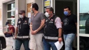 Annesini darbederek öldürdüğü ileri sürülen şüpheli tutuklandı