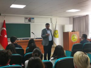 Aydın Lisesi tarihçi Hayati İnaç’ı ağırladı