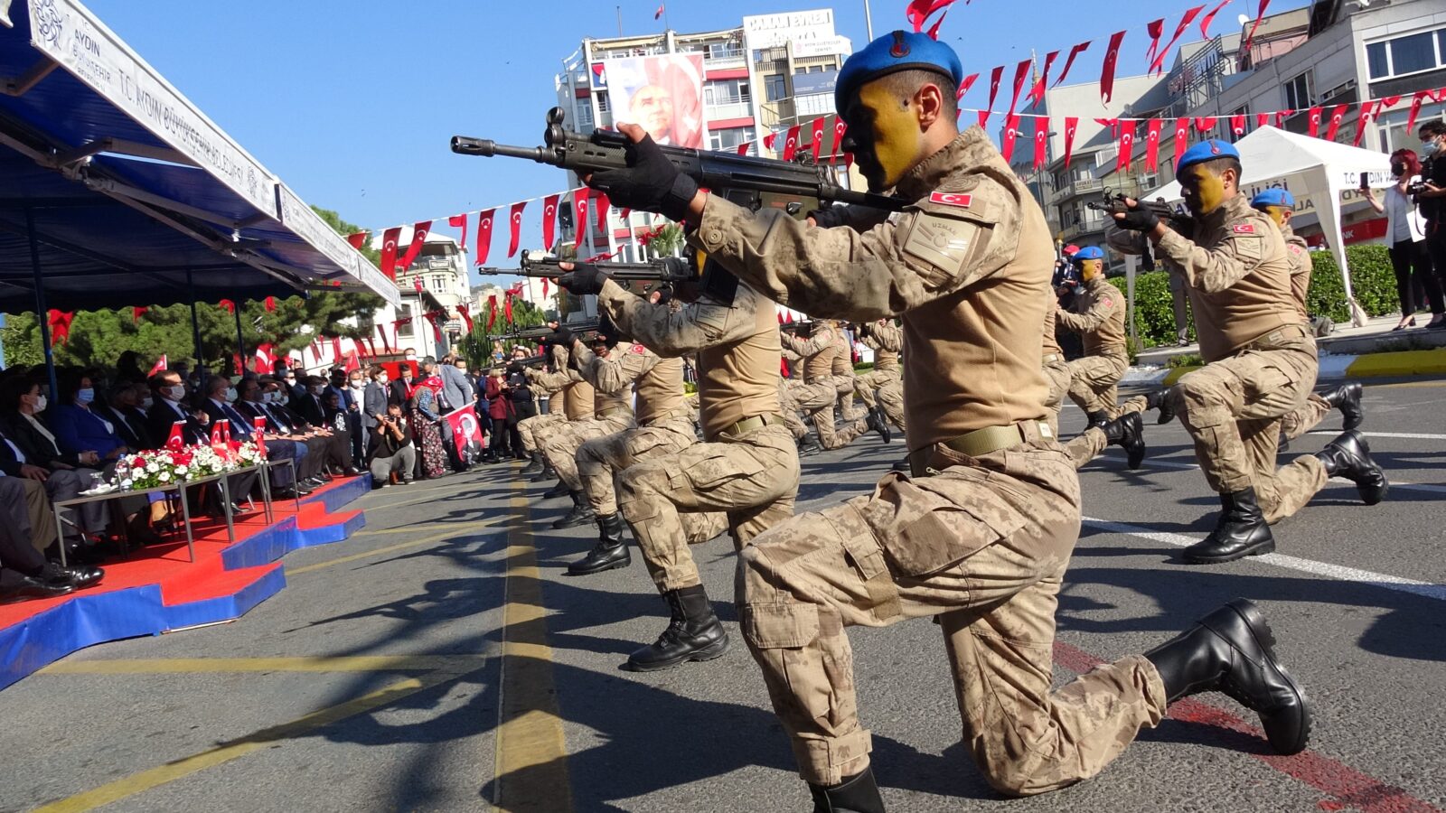 Aydın’da komandoların gösterisi damga vurdu