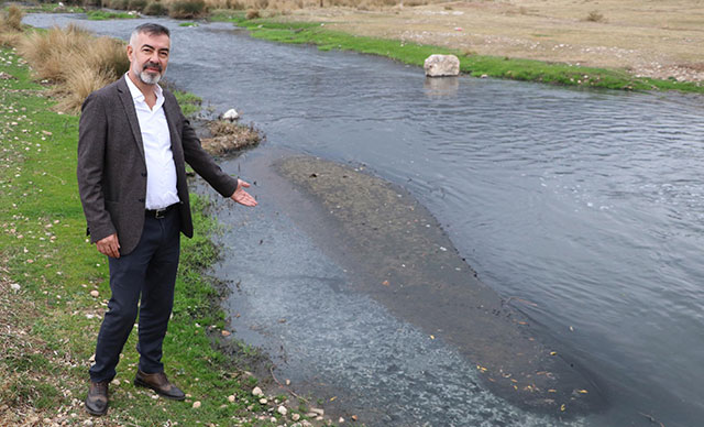Büyük Menderes Nehri'nin sadece 7 kilometresi temiz akıyor