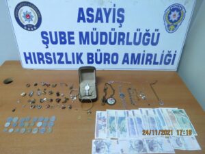 Evlere dadanan hırsız çaldıklarıyla birlikte yakalandı