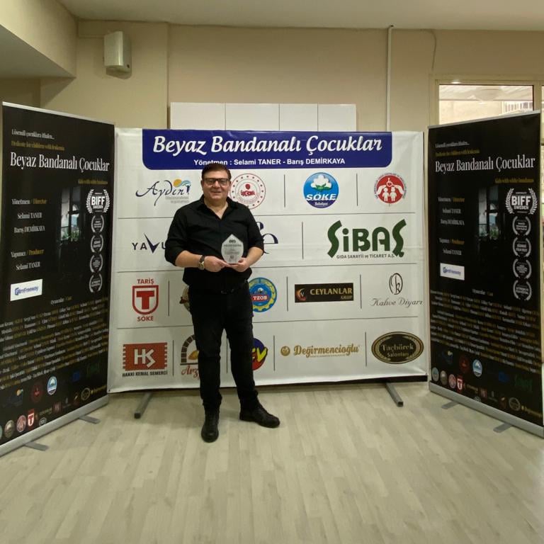 Beyaz Badanalı Çocuklar filminin galası yapıldı