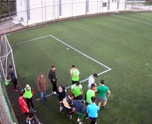 Ölüm halı saha maçında yakaladı