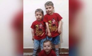 Evde çıkan yangında 3 kardeş öldü