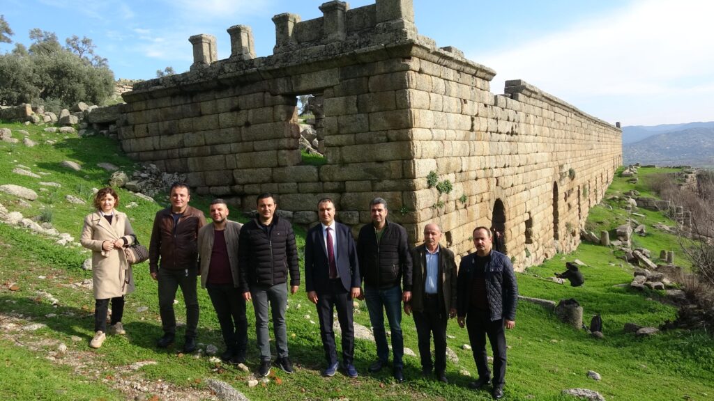 Aydın'da 7 bin yıllık mağara ve kaya resimleri bulundu