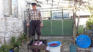 Kıbrıs Gazi’sinin ürettiği nar ekşisi müşterilerinin vazgeçilmezi oldu
