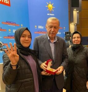 Cumhurbaşkanı Erdoğan'dan üniversite öğrencisine doğum günü hediyesi