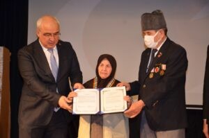 10 yıl önce ölen Kore Gazisi’nin madalyası eşine verildi