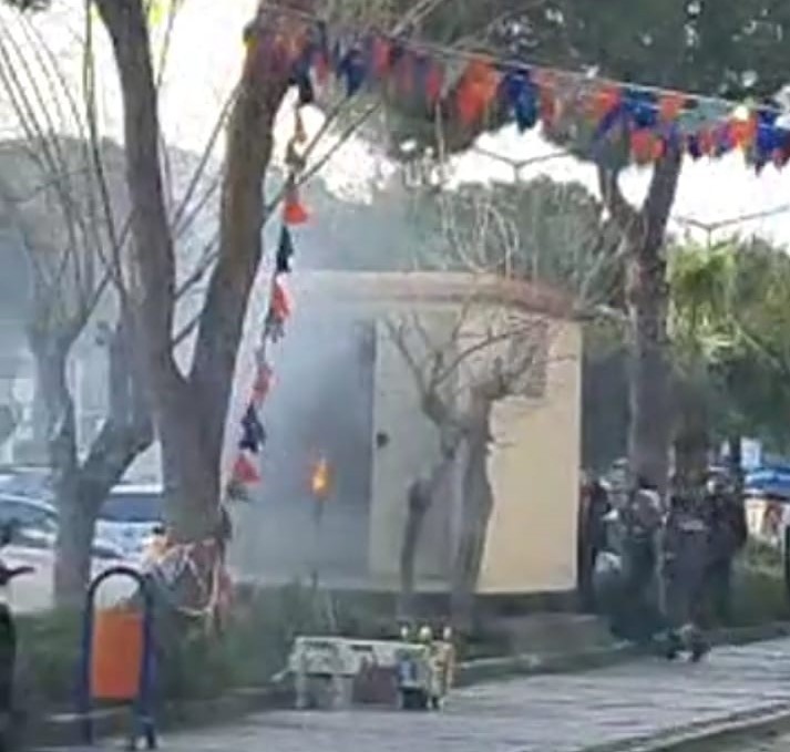Trafoda çıkan yangın paniğe neden oldu