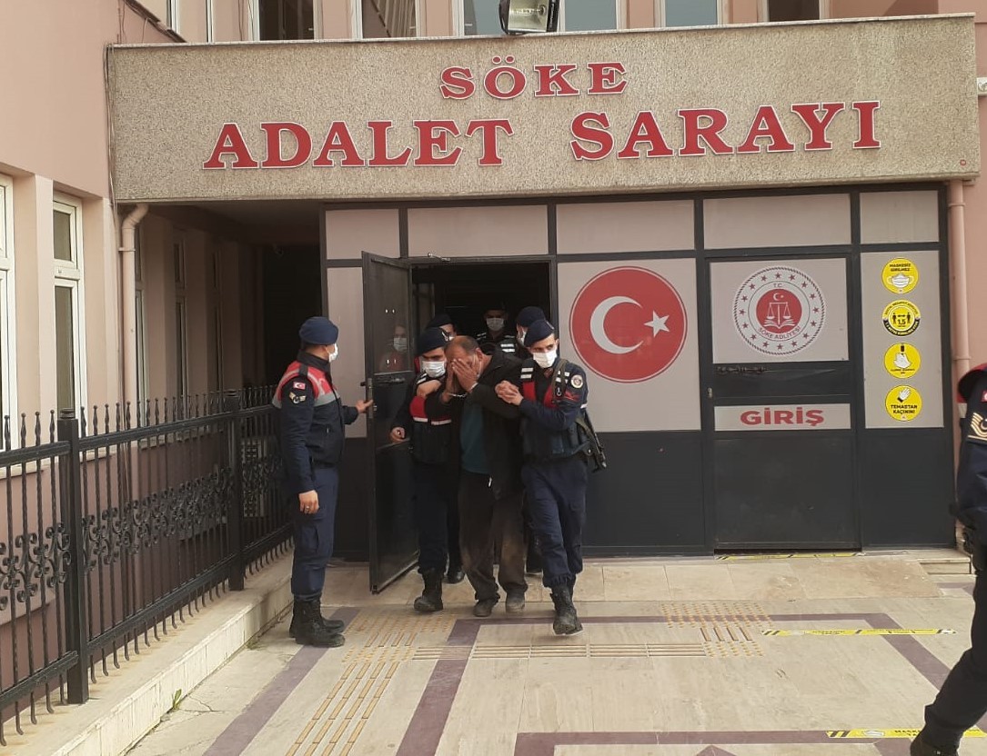 Boşanmak isteyen eşini pompalı tüfekle vurdu