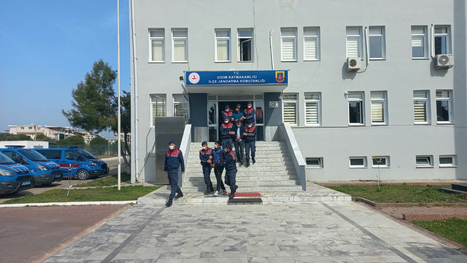 Didim’de göçmen kaçakçısı 3 organizatör tutuklandı