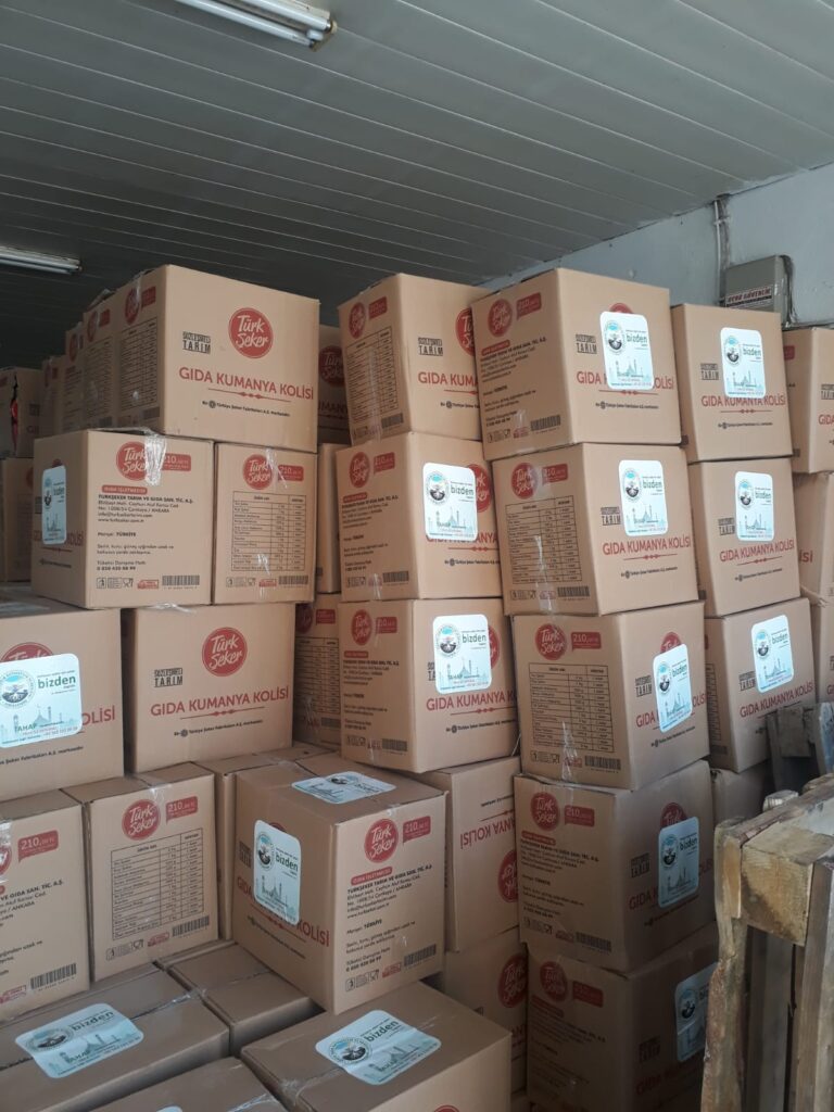 TAHAP'tan 500 aileye gıda paketi desteği