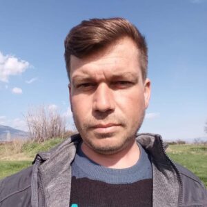 Kaza yapan motosiklet sürücüsü öldü