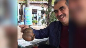 Tabela montajı yaparken düşen işçi öldü