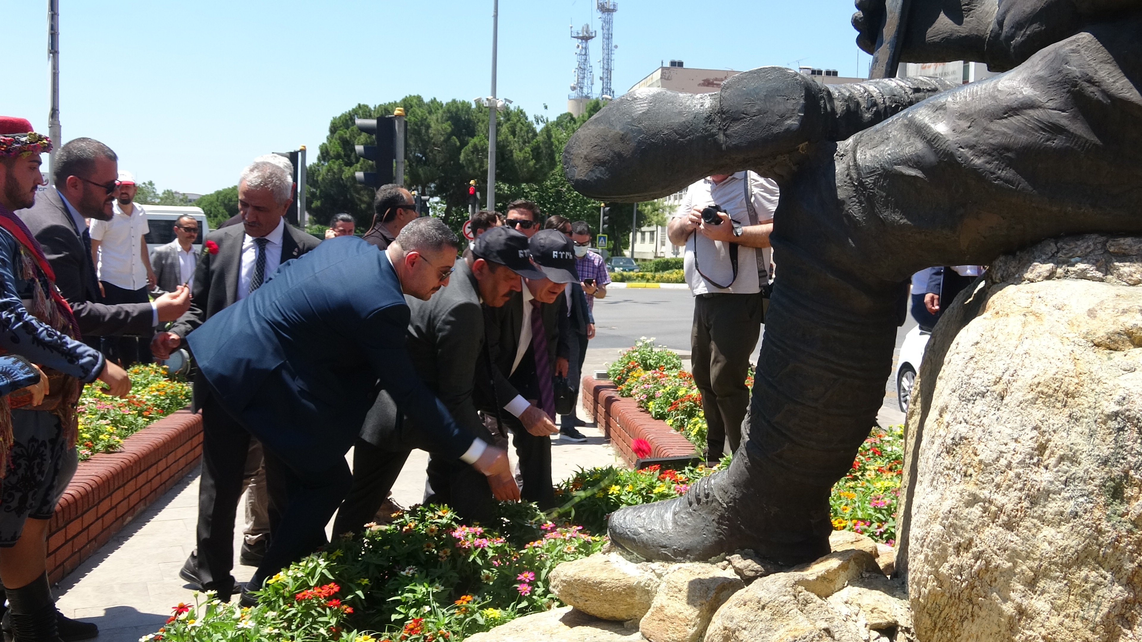 Özdağ; Türkiye Yunan adalarına turizmi durdursun