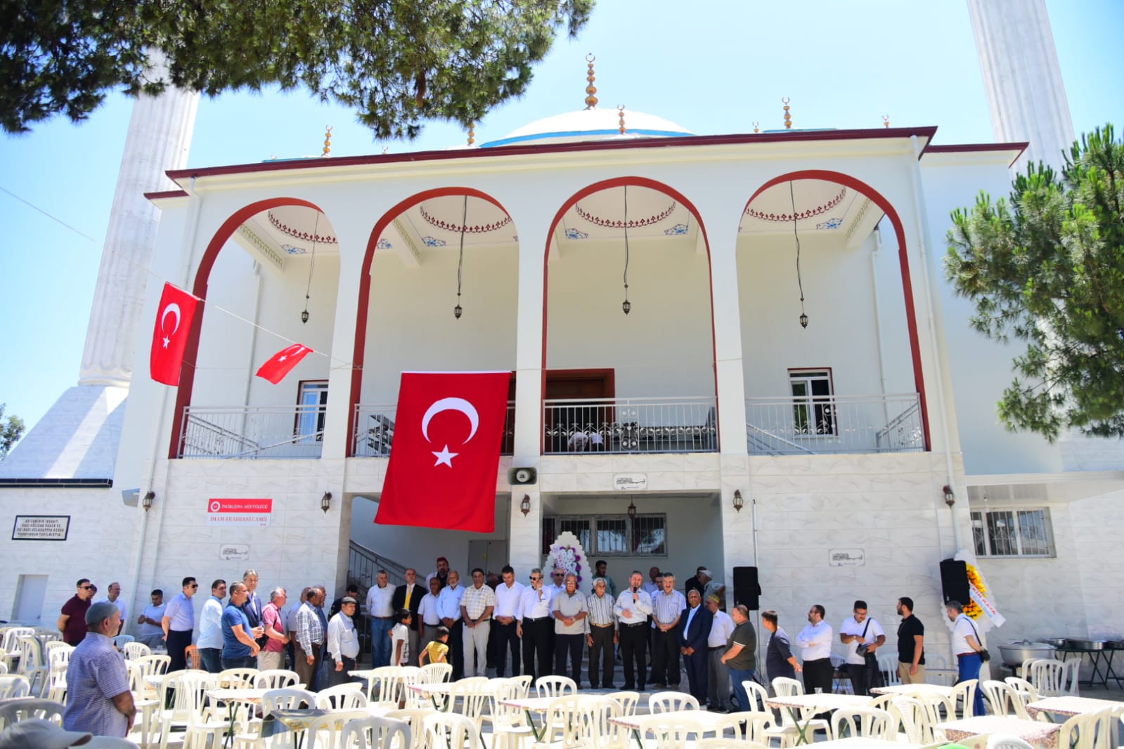 Acarlar’da yaptırılan camii ibadete açıldı