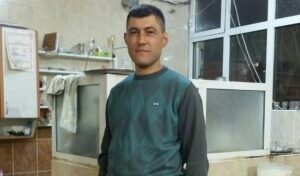 Bıçaklanan kahveci ağır yaralandı