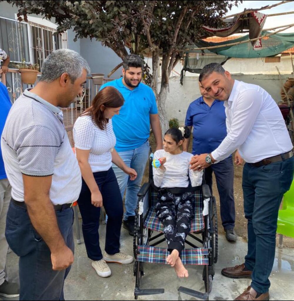 Büşra’nın tekerlekli sandalye sevinci
