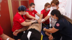 Tatbikatta Yaralılar Helikopterle Kurtarıldı