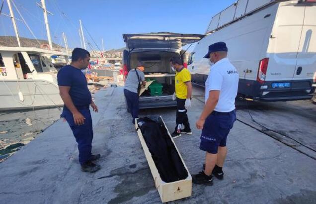 6 kaçak göçmen kurtarıldı, 1’i ölü bulundu