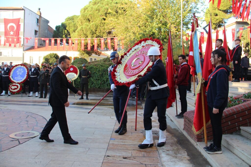 Aydın Ata’yı saygıyla andı