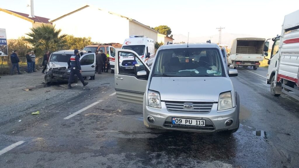 Nazilli’de iki ticari araç çarpıştı: 4 yaralı
