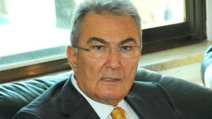 Deniz Baykal’dan acı haber
