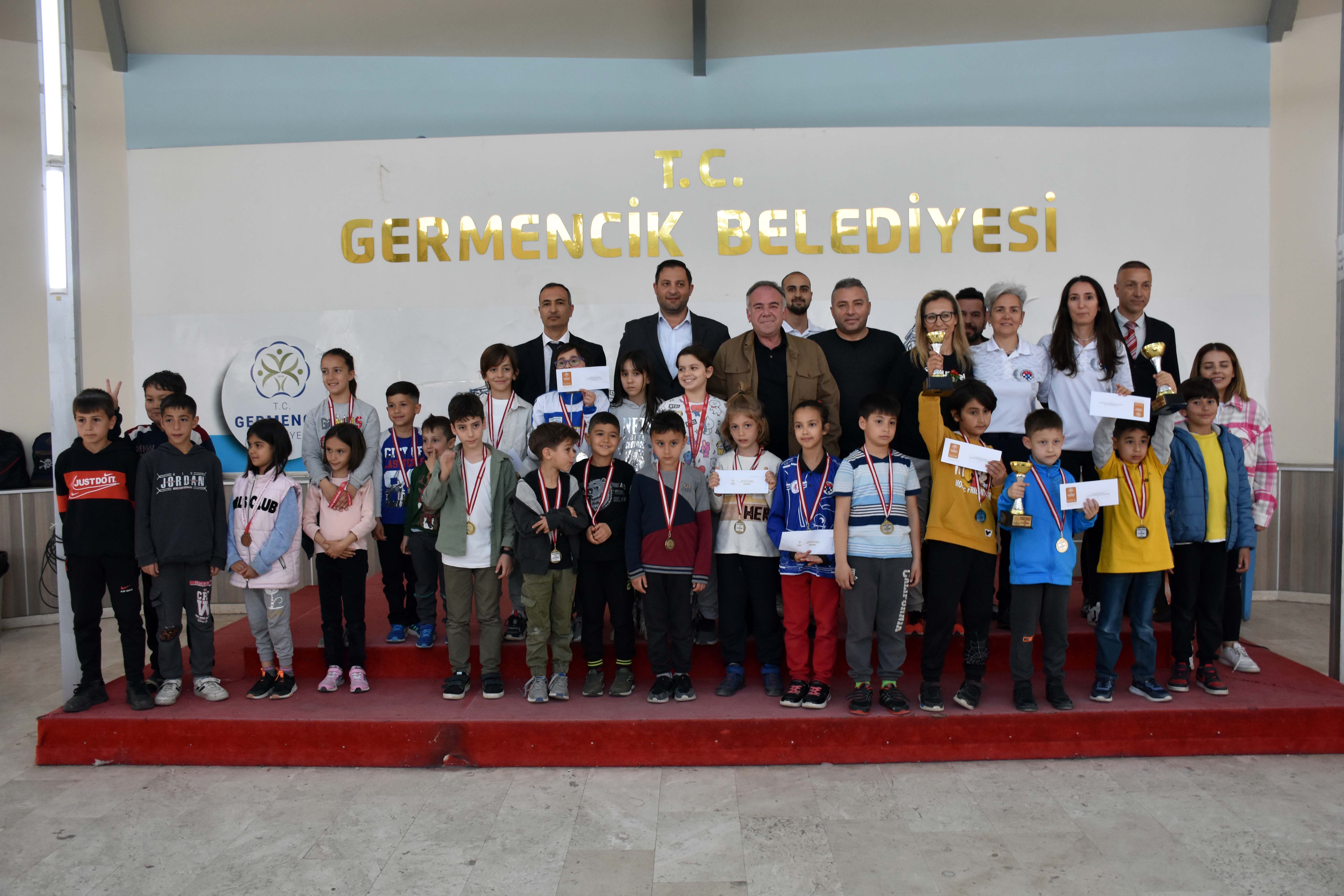 Germencik Belediyesi 6 satranç turnuvasına ev sahipliği yaptı