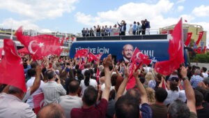 CHP’li Özgür Özel, Aydın’da Kılıçdaroğlu’na destek istedi