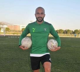Efeler'de İshak'tan gol sözü