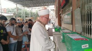 Fransa’da yaşayan Aydınlı aile Ahmet ve Sümeyye İşbaz’ın dün 2’si
