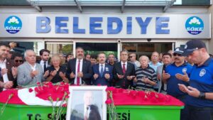 Hayatını kaybeden Söke Belediye Başkanı Levent Tuncel (63) belediye binası