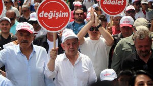 Bolu Belediye Başkanı Tanju Özcan Bolu’dan Ankara’daki CHP Genel Merkezi’ne