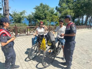 Aydın’ın Kuşadası İlçesinde jandarma ekipleri Dilek Yarımadası Milli Parkları ziyarete