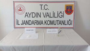Aydın’da jandarma uyuşturucu ticareti yapanlara karşı belirli noktalarda yolcu otobüsü