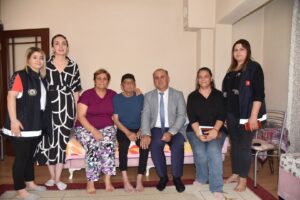 Aydın’ın İncirliova İlçe Belediyesi Sosyal Hizmetler Birimi, ihtiyaç sahibi vatandaşları