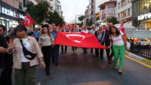 Aydın’da Cumhuriyet 100. Yılı kadınların yürüyüşü ile başladı