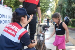 Buz ve Yangın köpeği ’Şimşek’ ilgi odağı oldu