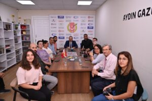 Aydın Valisi Yakup Canbolat, göreve başladıktan sonra kendisini ziyaret ederek