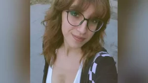 Samsun‘da, hastanede tıbbi sekreter olarak çalışan Aleyna Bektaş (20), kendisinden